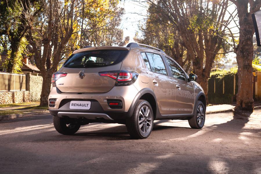  Renault Sandero Stepway 2019 года  (LA) (фото 16 из 40)